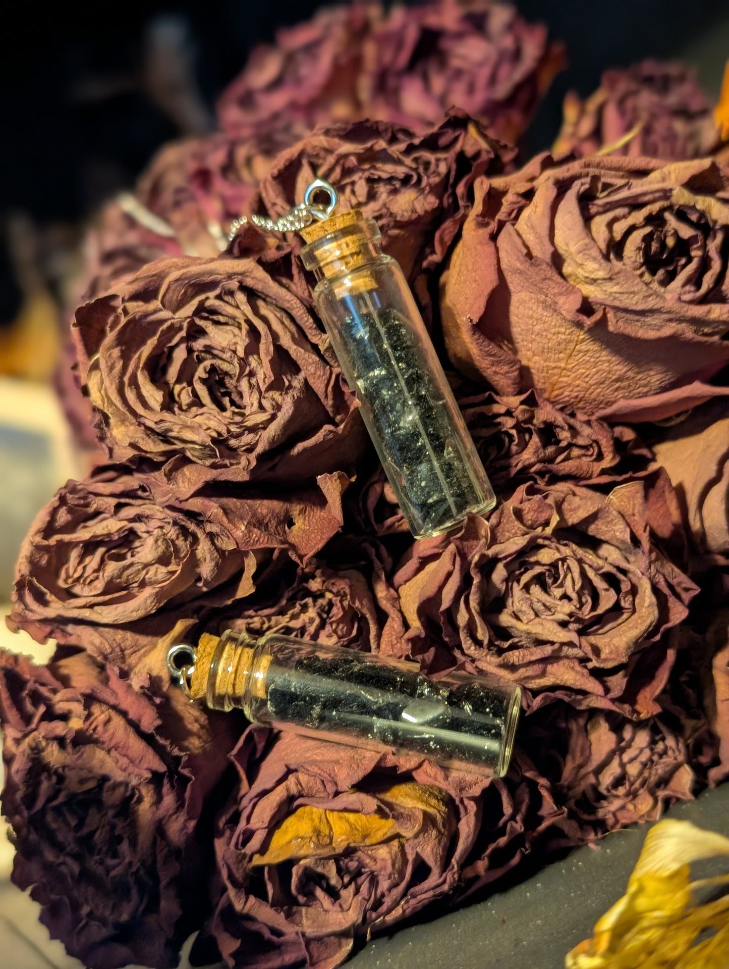 CRUSHED OBSIDIAN VIAL NECKLACE