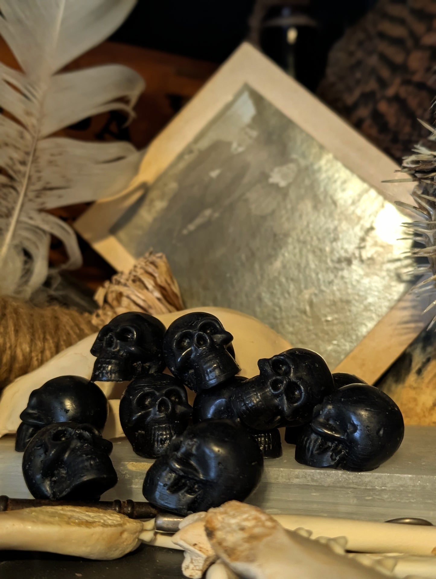 BURIED ALIVE WAX MELT SKULLS